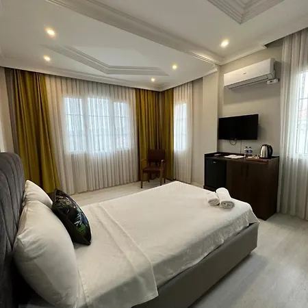 Pine Ayvalık Otel Ayvalı